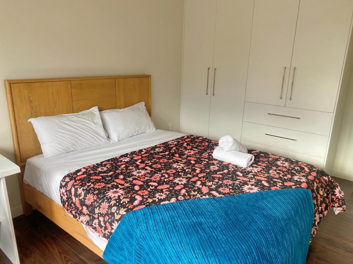 Merivale Four Bedroom House Christchurch Bagian luar foto