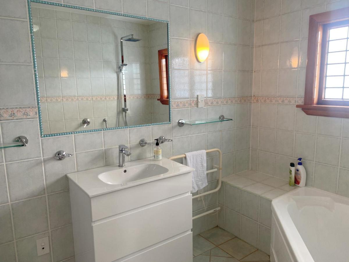 Merivale Four Bedroom House Christchurch Bagian luar foto