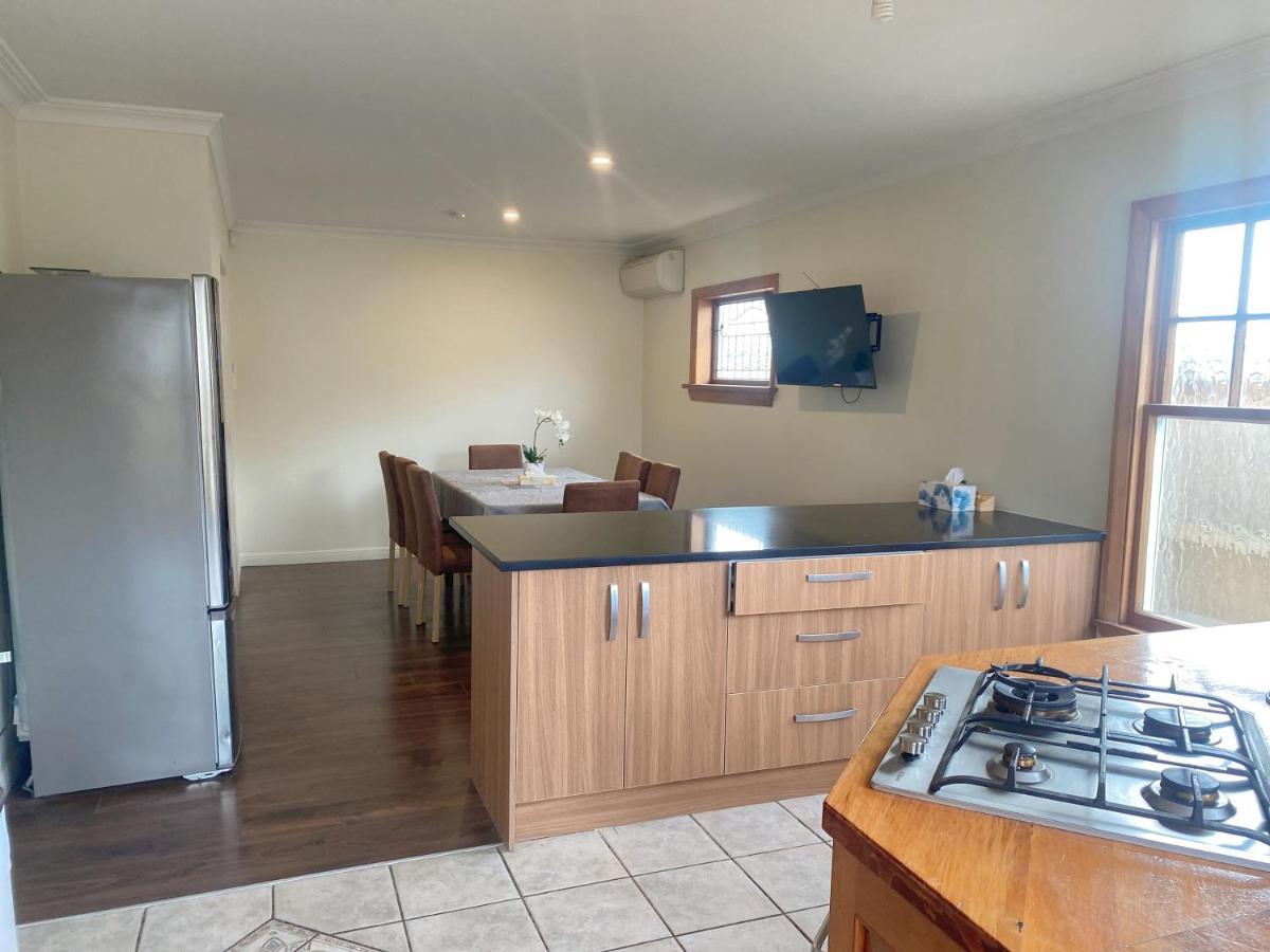 Merivale Four Bedroom House Christchurch Bagian luar foto